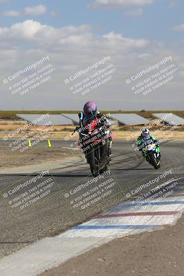 media/Nov-03-2024-TrackDaz (Sun) [[44580f4982]]/B Group/1220pm (Wheelie Bump)/